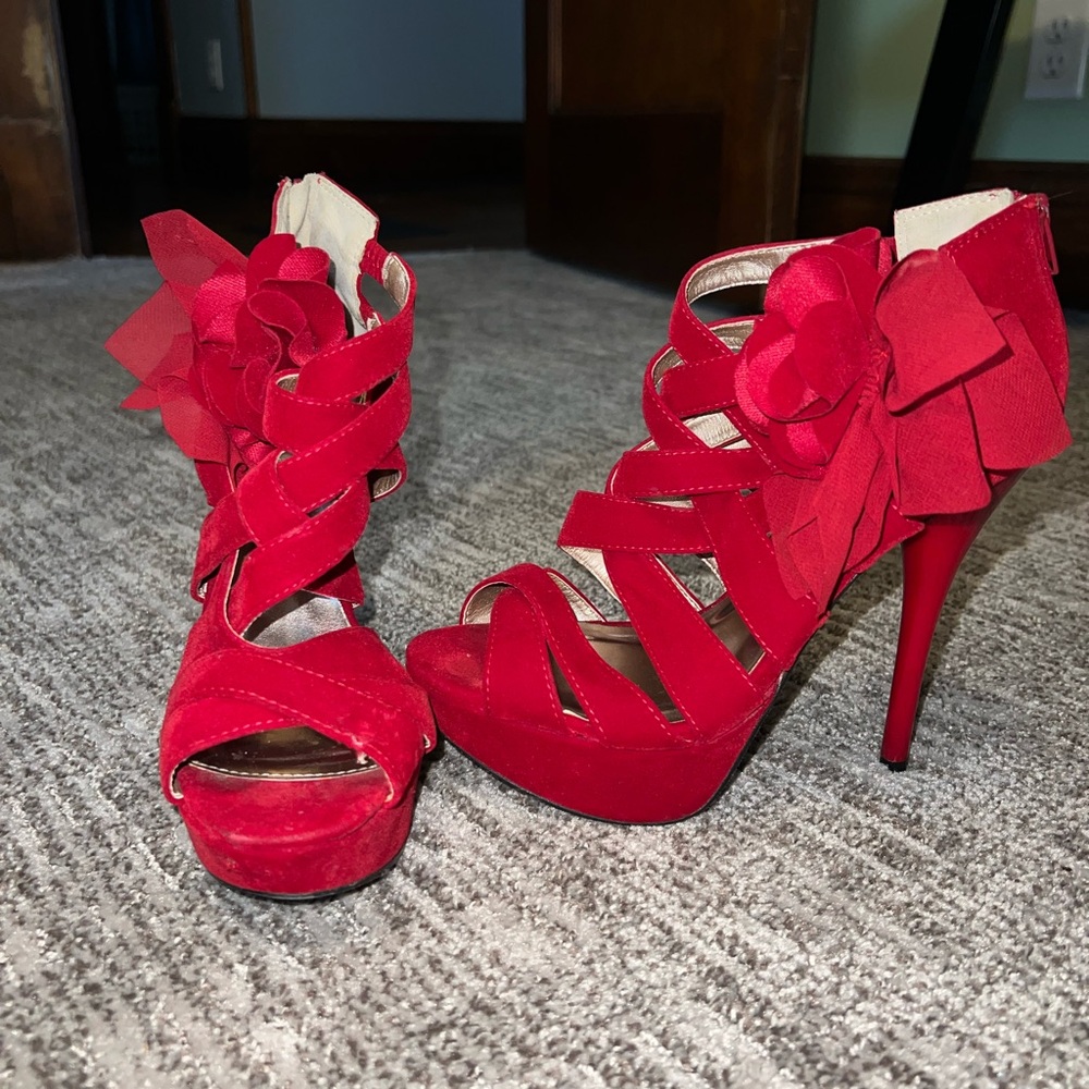 Qupid red stilettos